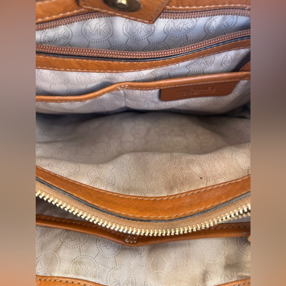 🔥🔥LOW START 🔥🔥Michael Kors Signature Cynthia Medium Satchel Shoulder Bag - Picture 8 of 13